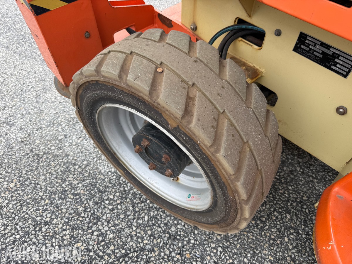 JLG M4069 Sakslift 4x4 – Batteri/Hybrid