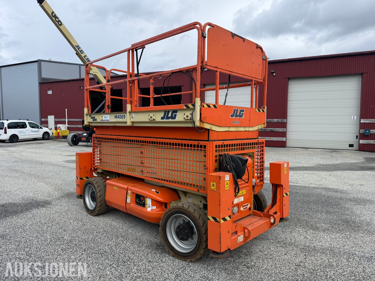 JLG M4069 Sakslift 4x4 – Batteri/Hybrid
