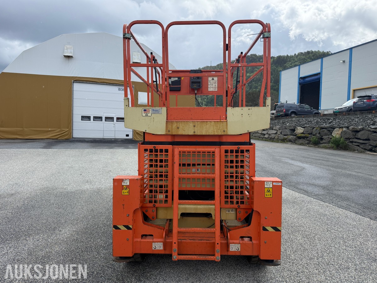 JLG M4069 Sakslift 4x4 – Batteri/Hybrid