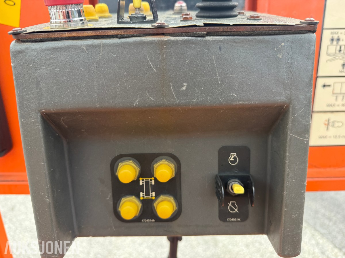 JLG M4069 Sakslift 4x4 – Batteri/Hybrid