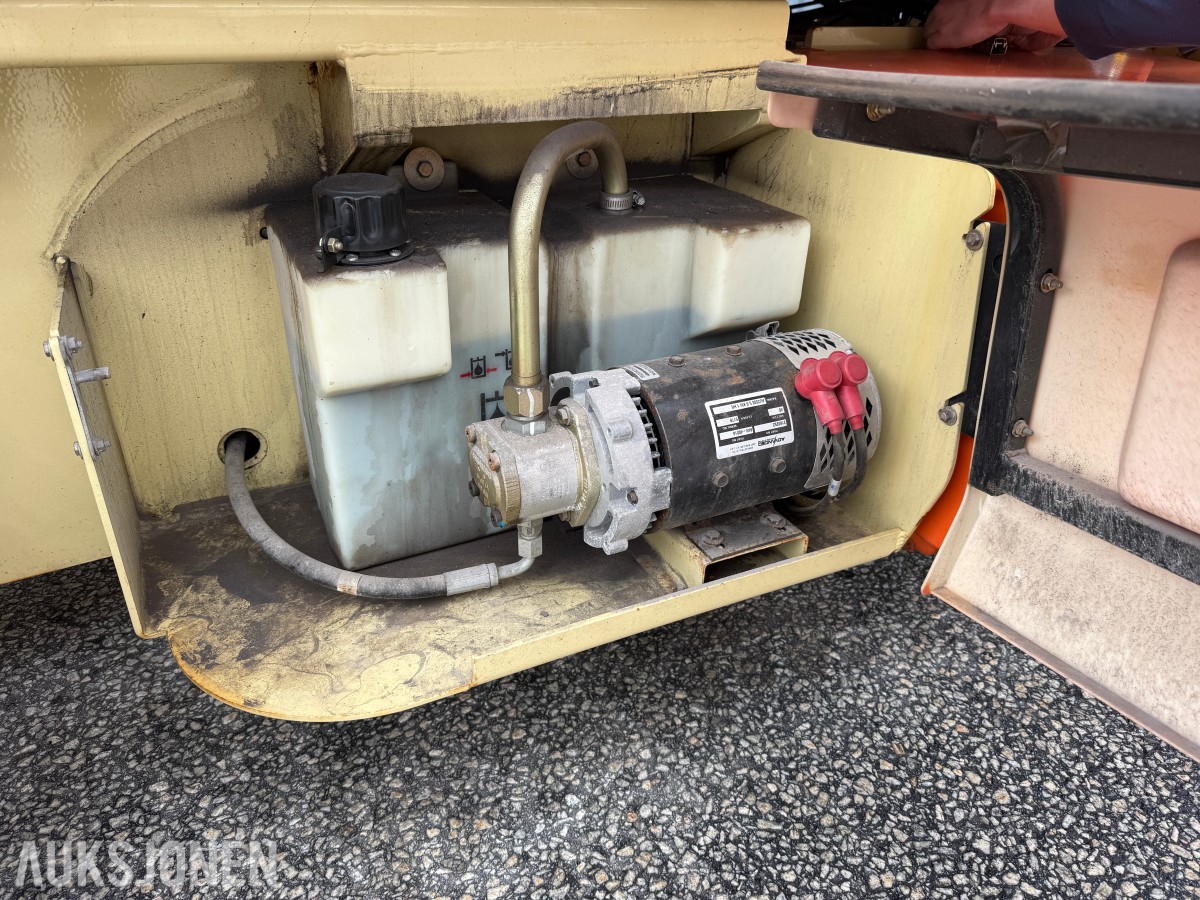 JLG M4069 Sakslift 4x4 – Batteri/Hybrid