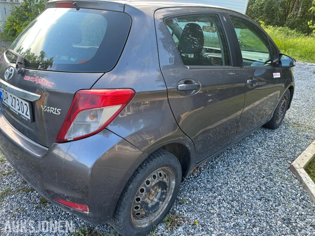 2012 Toyota Yaris 1.0 69hk manuell bensin - ingen minstepris