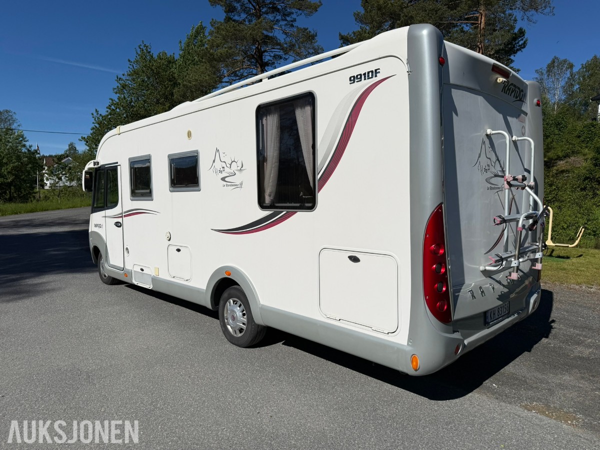 2012 Rapido 991DF Helintegrert Bobil - 64000 km - rep objekt