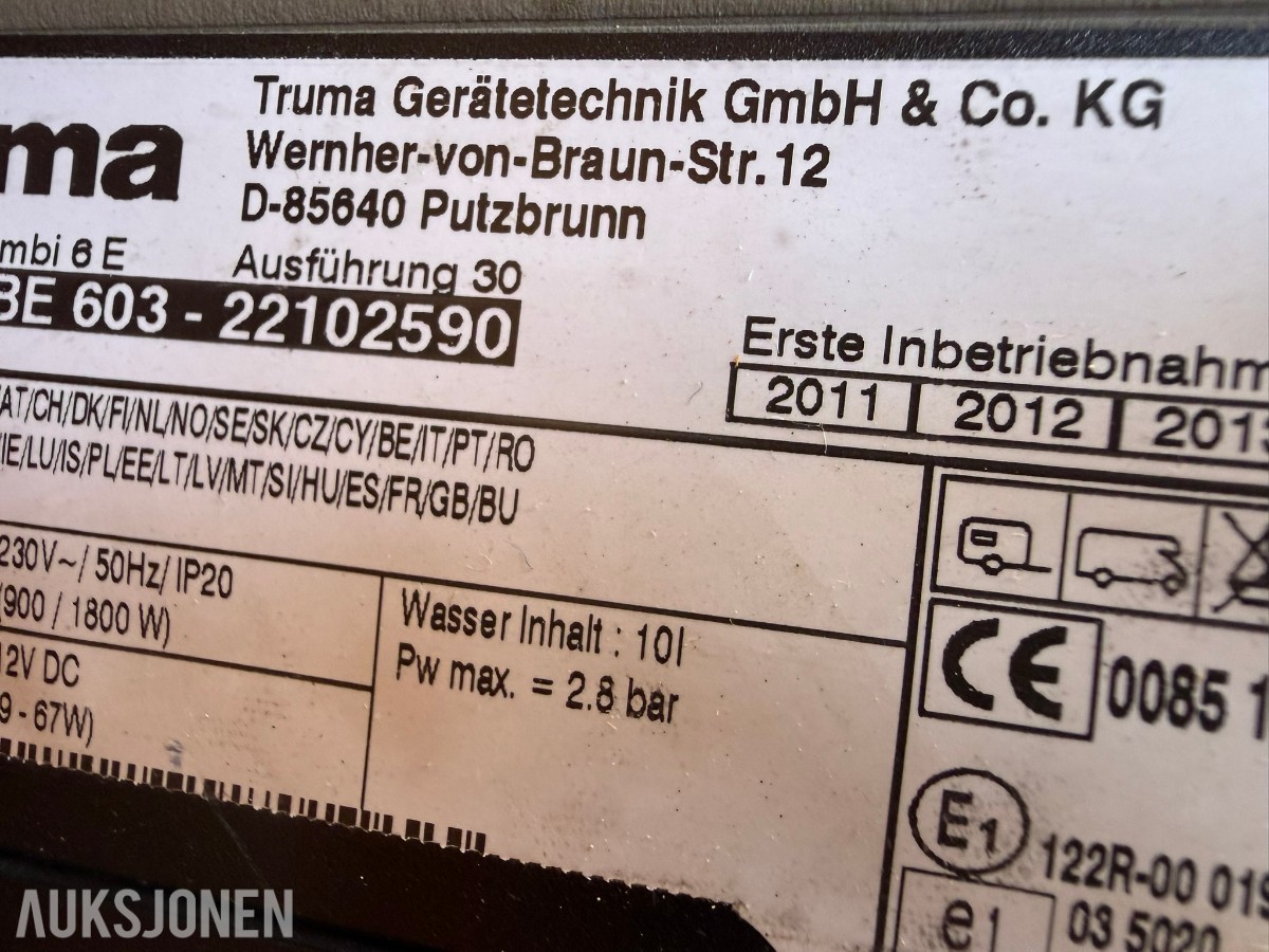 2012 Rapido 991DF Helintegrert Bobil - 64000 km - rep objekt