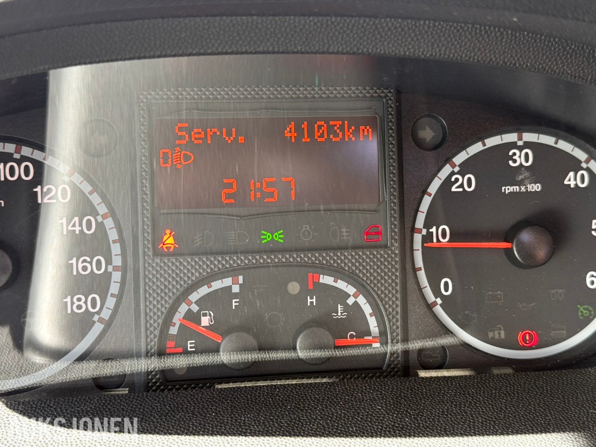 2012 Rapido 991DF Helintegrert Bobil - 64000 km - rep objekt