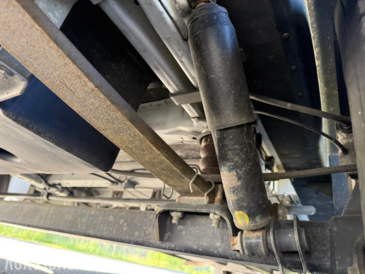 2012 Rapido 991DF Helintegrert Bobil - 64000 km - rep objekt