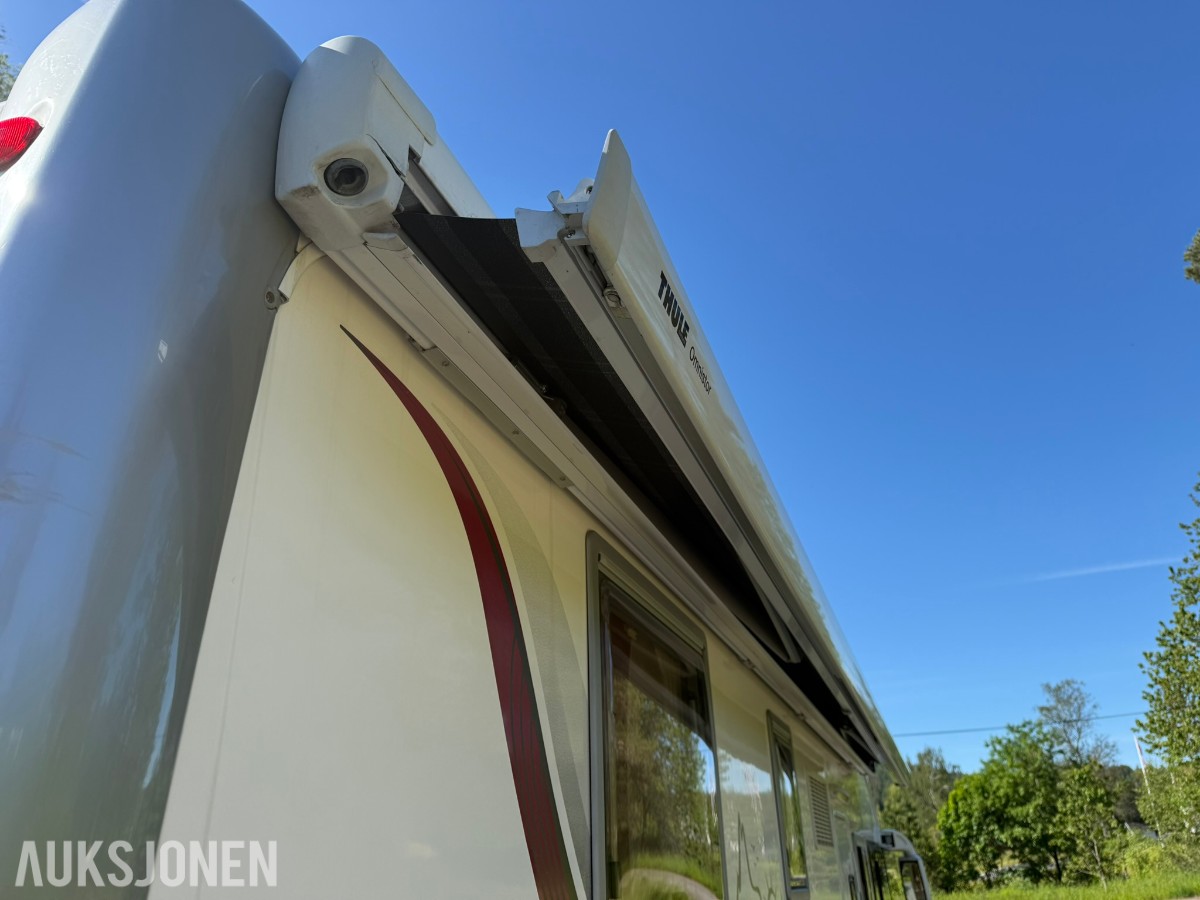 2012 Rapido 991DF Helintegrert Bobil - 64000 km - rep objekt