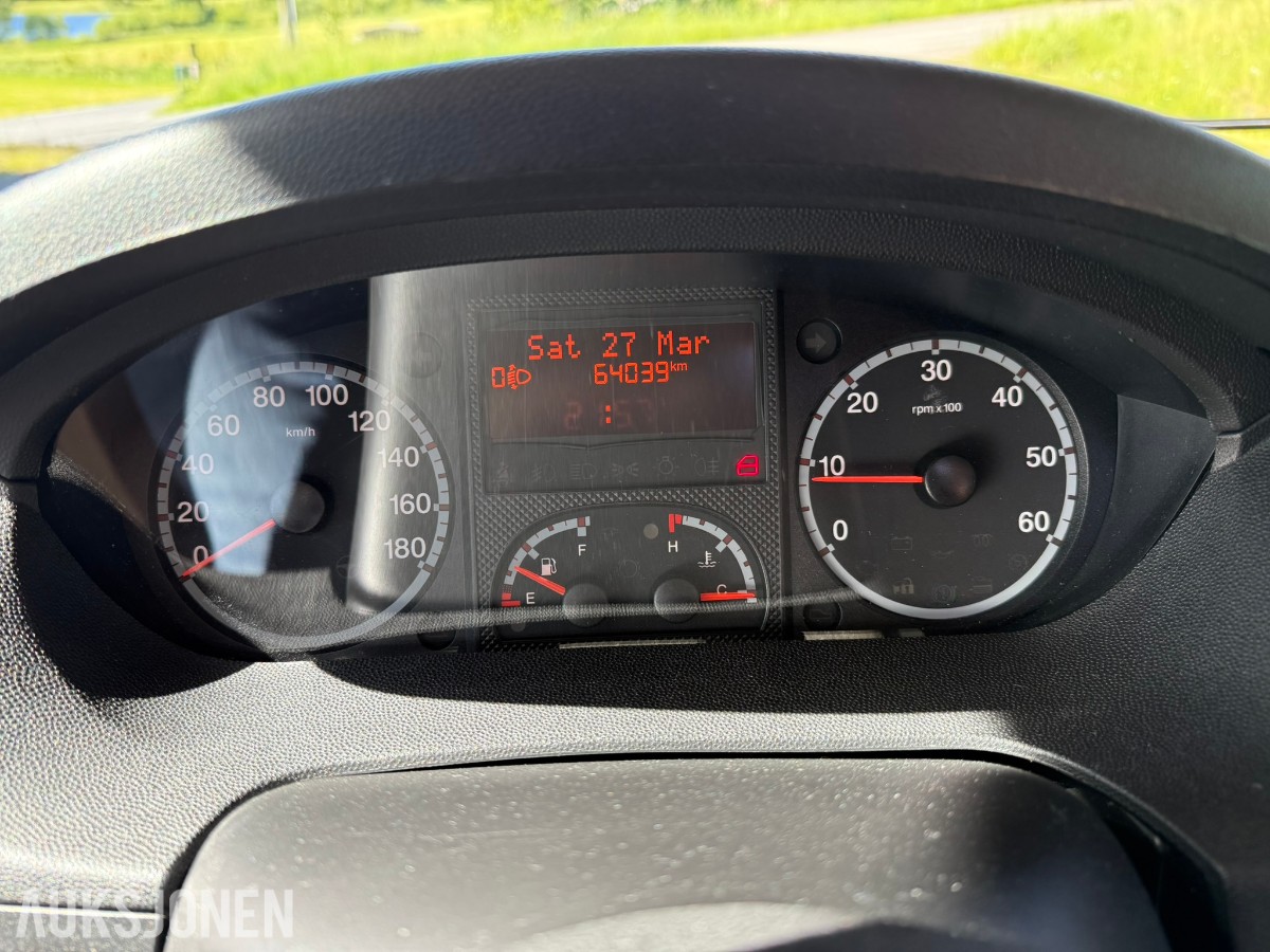 2012 Rapido 991DF Helintegrert Bobil - 64000 km - rep objekt