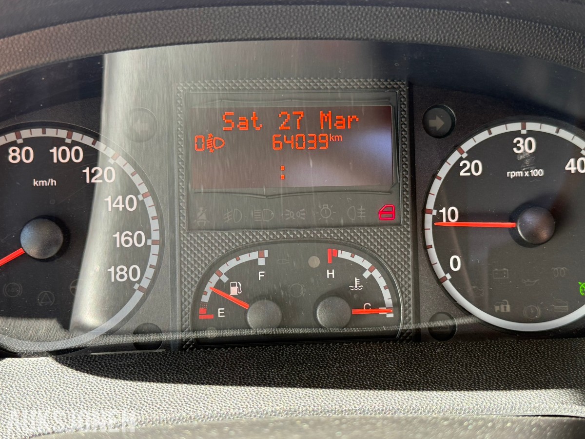 2012 Rapido 991DF Helintegrert Bobil - 64000 km - rep objekt