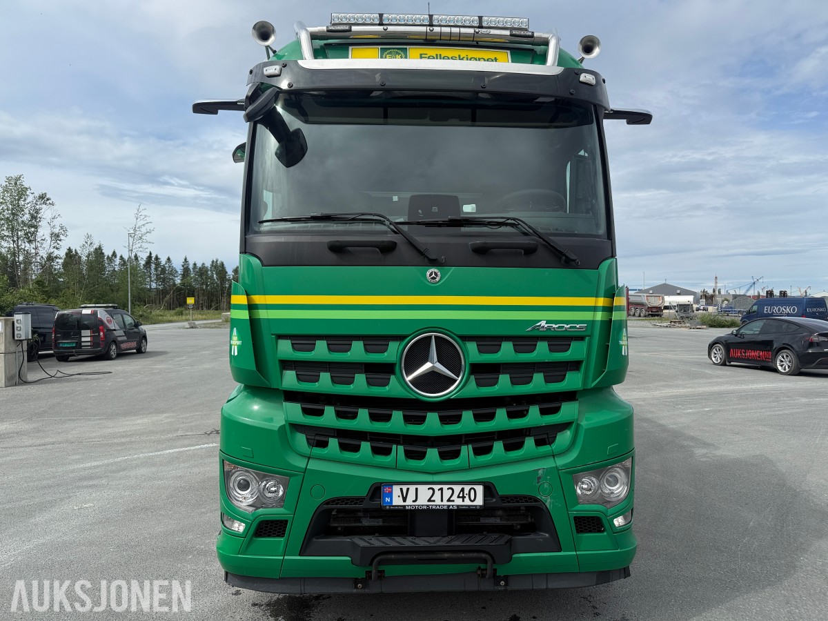 2020 Mercedes-Benz Arocs med henger fra VM-Tarm