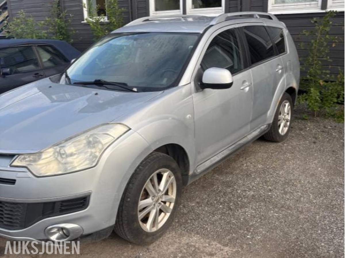 2007 Citroen C-Crosser 2.2D 156hk 4X4 Skinnseter 7 seter