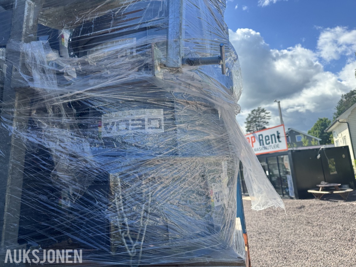 Lite brukt GEDA søppelsjakt - 10 segmenter inkl. toppsegment + festebrakett