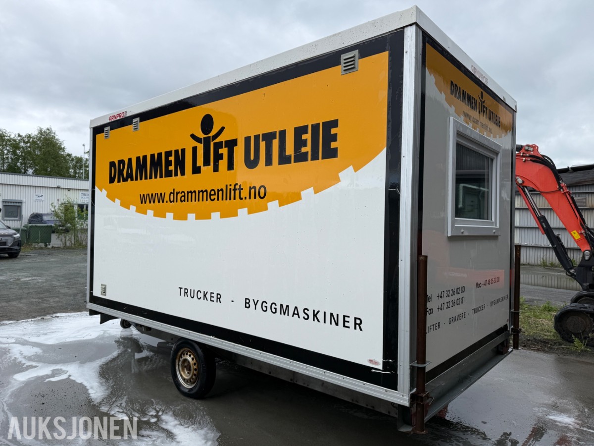 Arnpro Mobil mannskapsbrakke med kjøkken / toalett og lagerrom