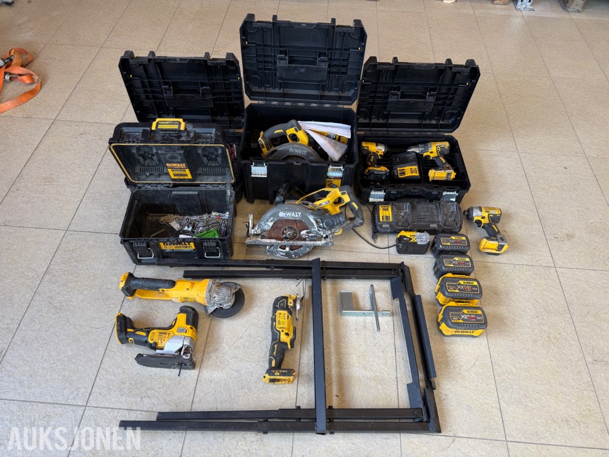 DeWalt verktøypakke 18V XR – sager, driller, batterier og kofferter