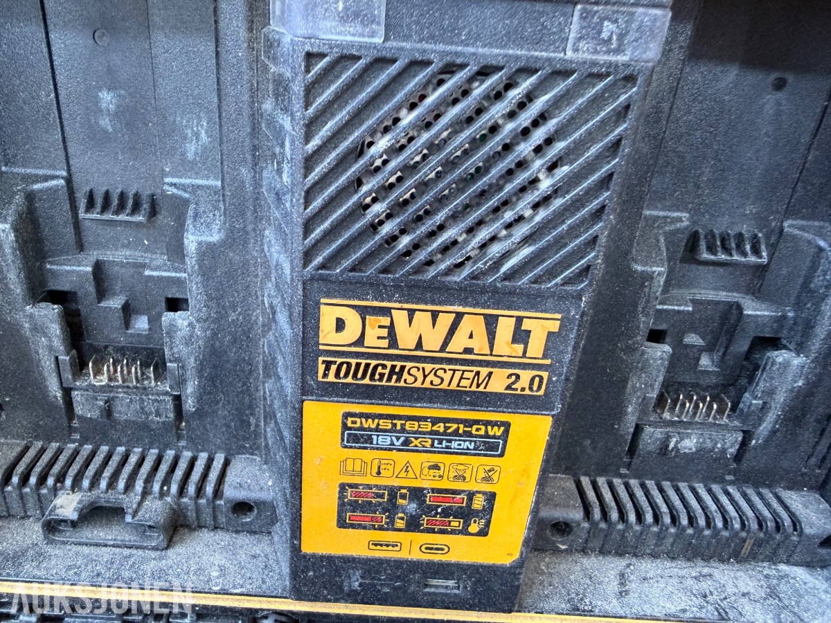 DeWalt verktøypakke 18V XR – sager, driller, batterier og kofferter