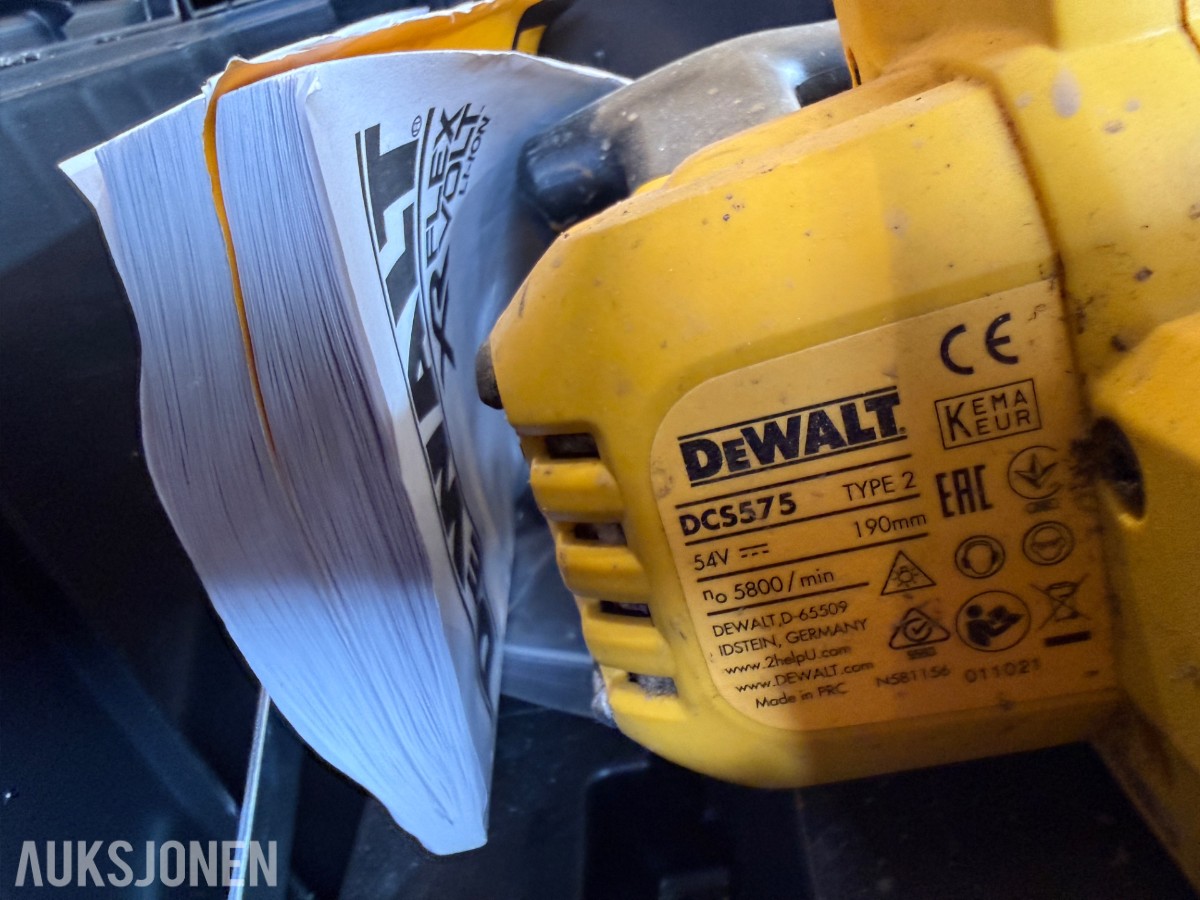 DeWalt verktøypakke 18V XR – sager, driller, batterier og kofferter
