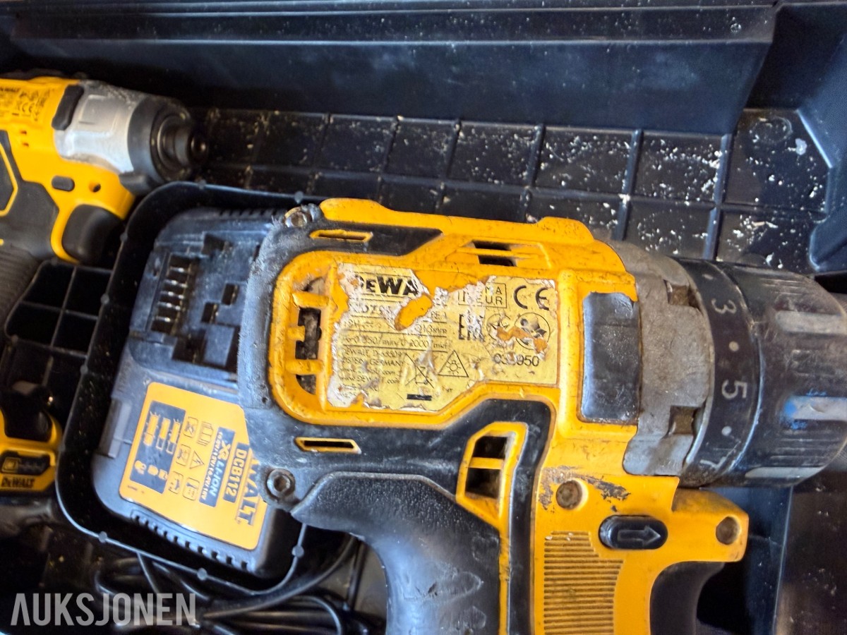 DeWalt verktøypakke 18V XR – sager, driller, batterier og kofferter
