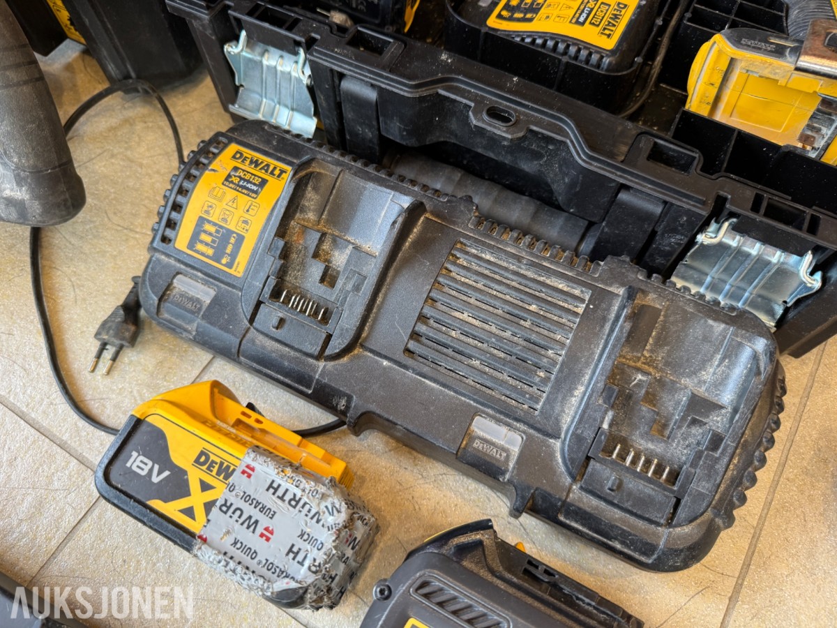 DeWalt verktøypakke 18V XR – sager, driller, batterier og kofferter
