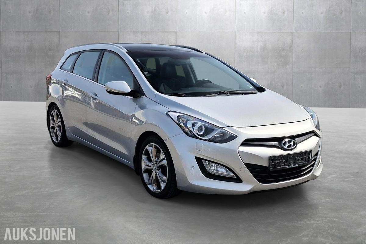 2013 Hyundai I30 1.6 120 HK PANO NAVI CRUISE S+V