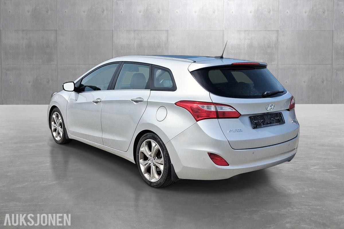 2013 Hyundai I30 1.6 120 HK PANO NAVI CRUISE S+V