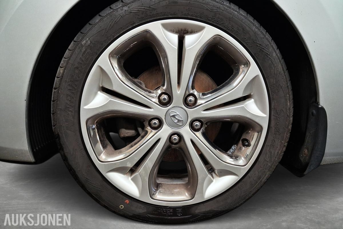 2013 Hyundai I30 1.6 120 HK PANO NAVI CRUISE S+V