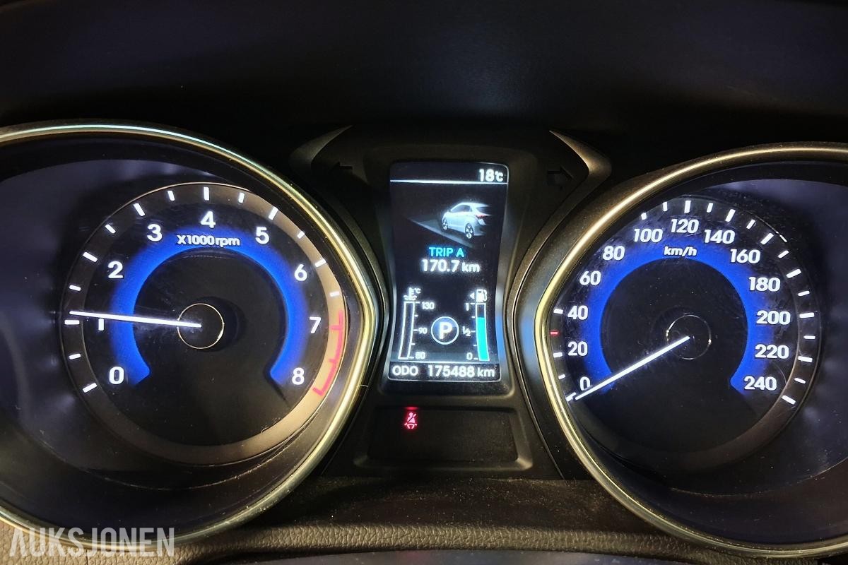 2013 Hyundai I30 1.6 120 HK PANO NAVI CRUISE S+V