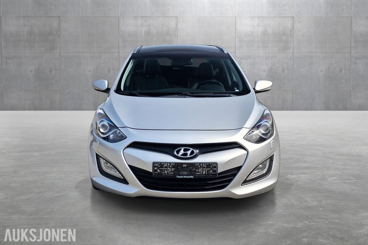 2013 Hyundai I30 1.6 120 HK PANO NAVI CRUISE S+V
