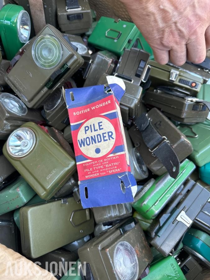 Militære lommelykter ca 70stk