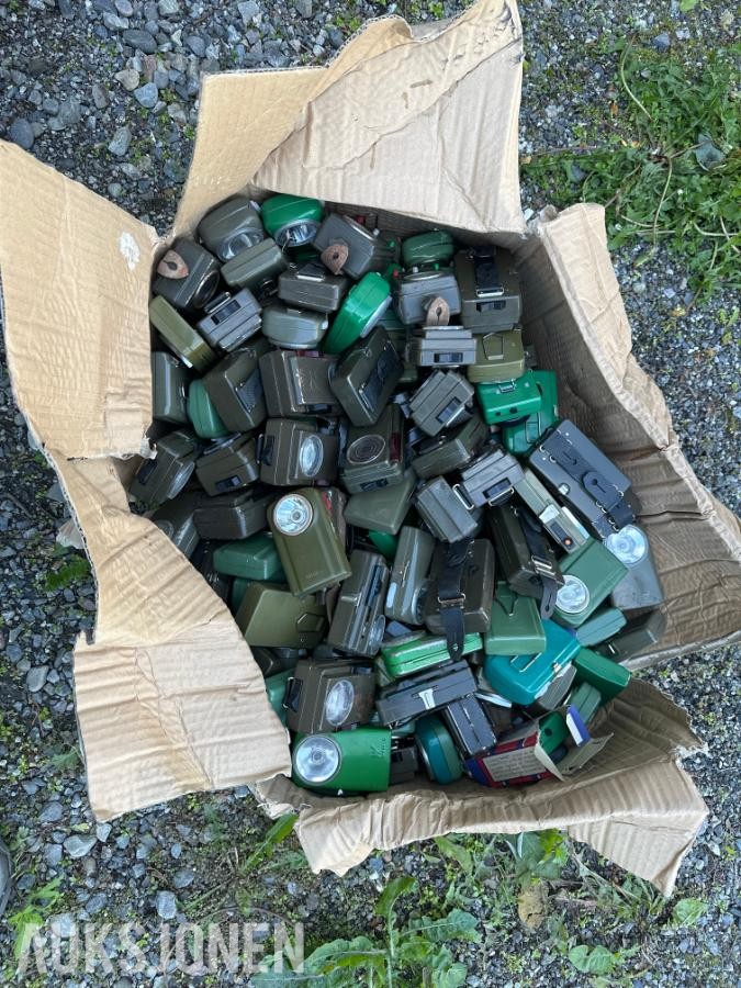 Militære lommelykter ca 70stk