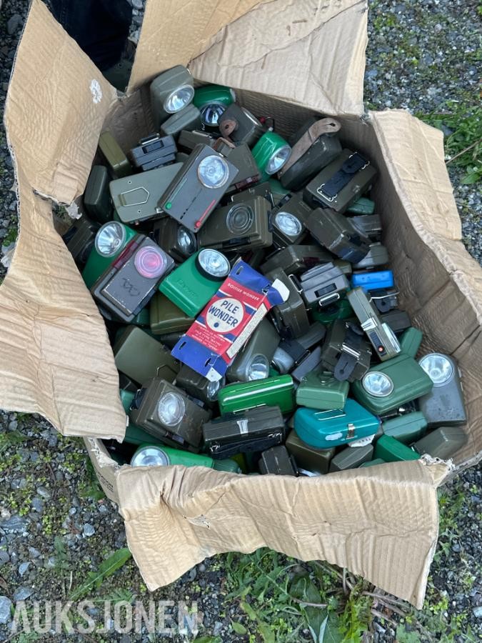 Militære lommelykter ca 70stk
