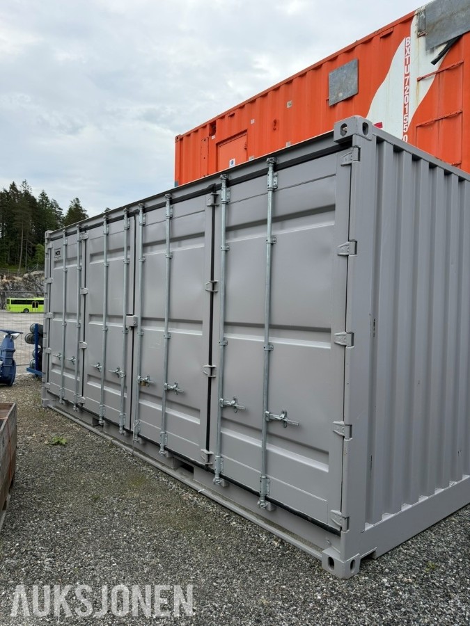 MESSECONTAINER / SHOWROOMCONTAINER – FERDIG INNREDET MED KJØKKEN OG 4 SAMSUNG TVER