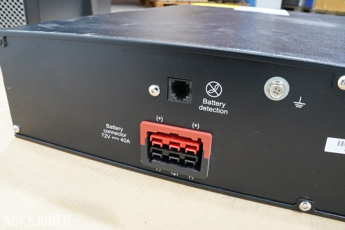 Eaton 9PX2200IRT2U UPS med 9PXEBM72RT2U batterimodul