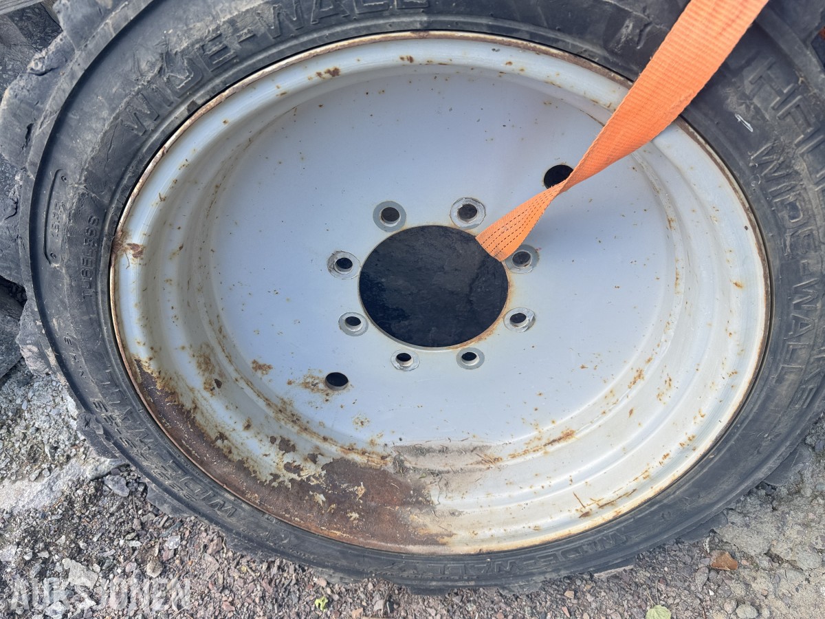 Manitou Dekk/Felg - 385/45-28 16PR Wide-Wall tubeless