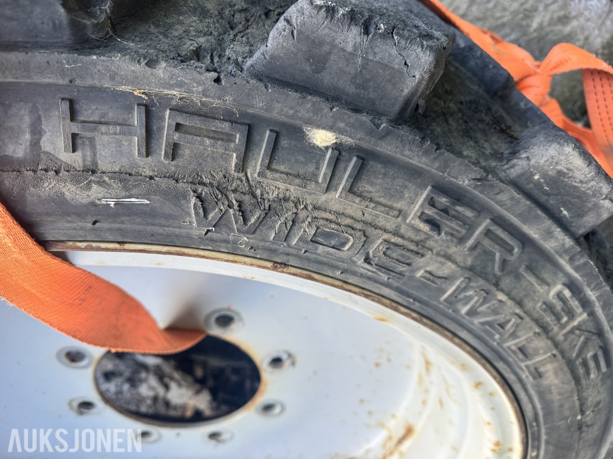 Manitou Dekk/Felg - 385/45-28 16PR Wide-Wall tubeless