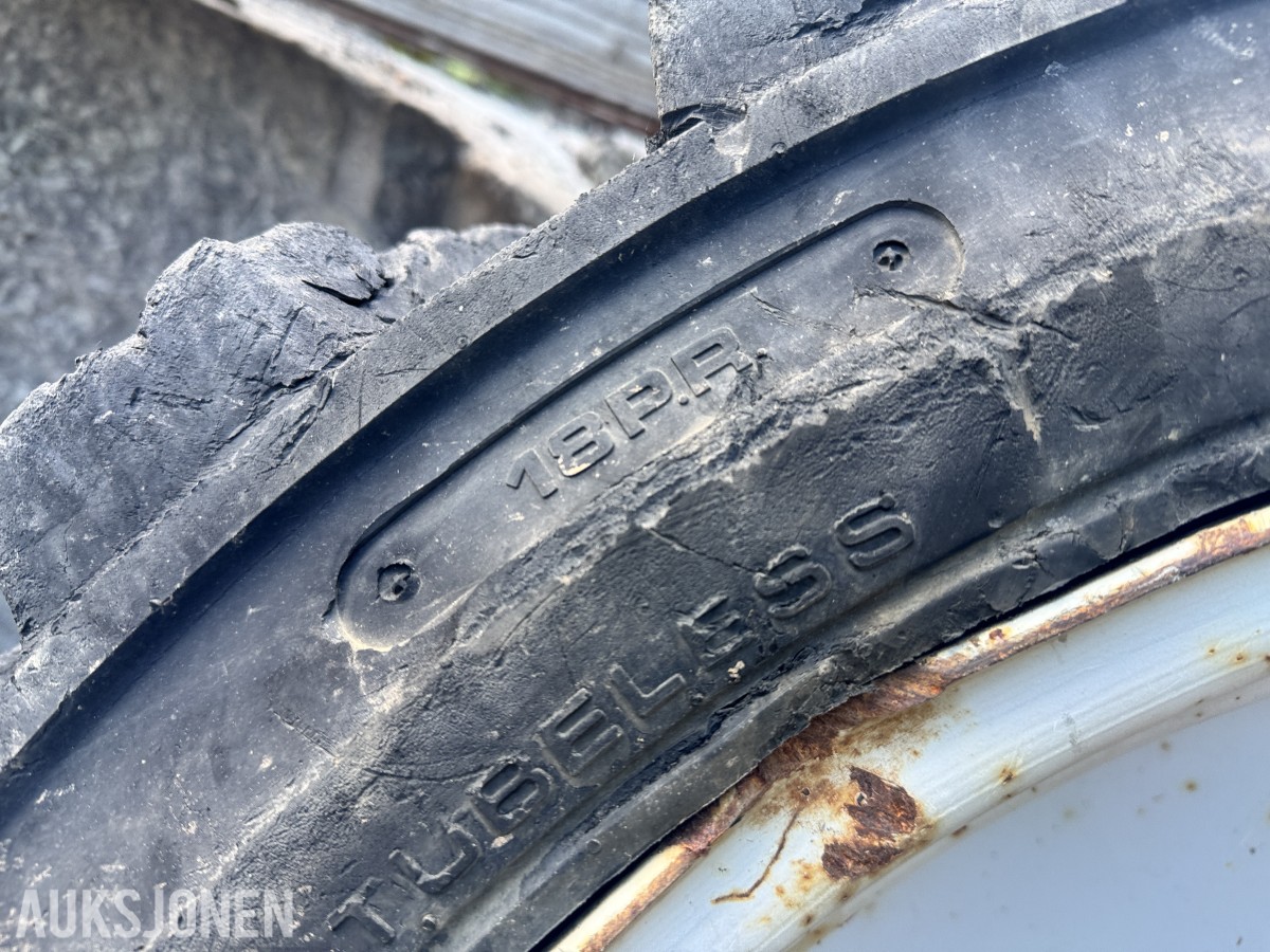 Manitou Dekk/Felg - 385/45-28 16PR Wide-Wall tubeless