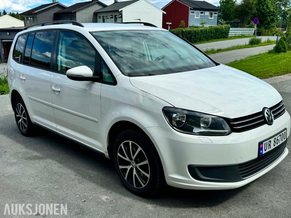 2012 Volkswagen Touran 2.0 Diesel 140hk, Automat, Adaptiv cruisekontroll, Hengerfeste