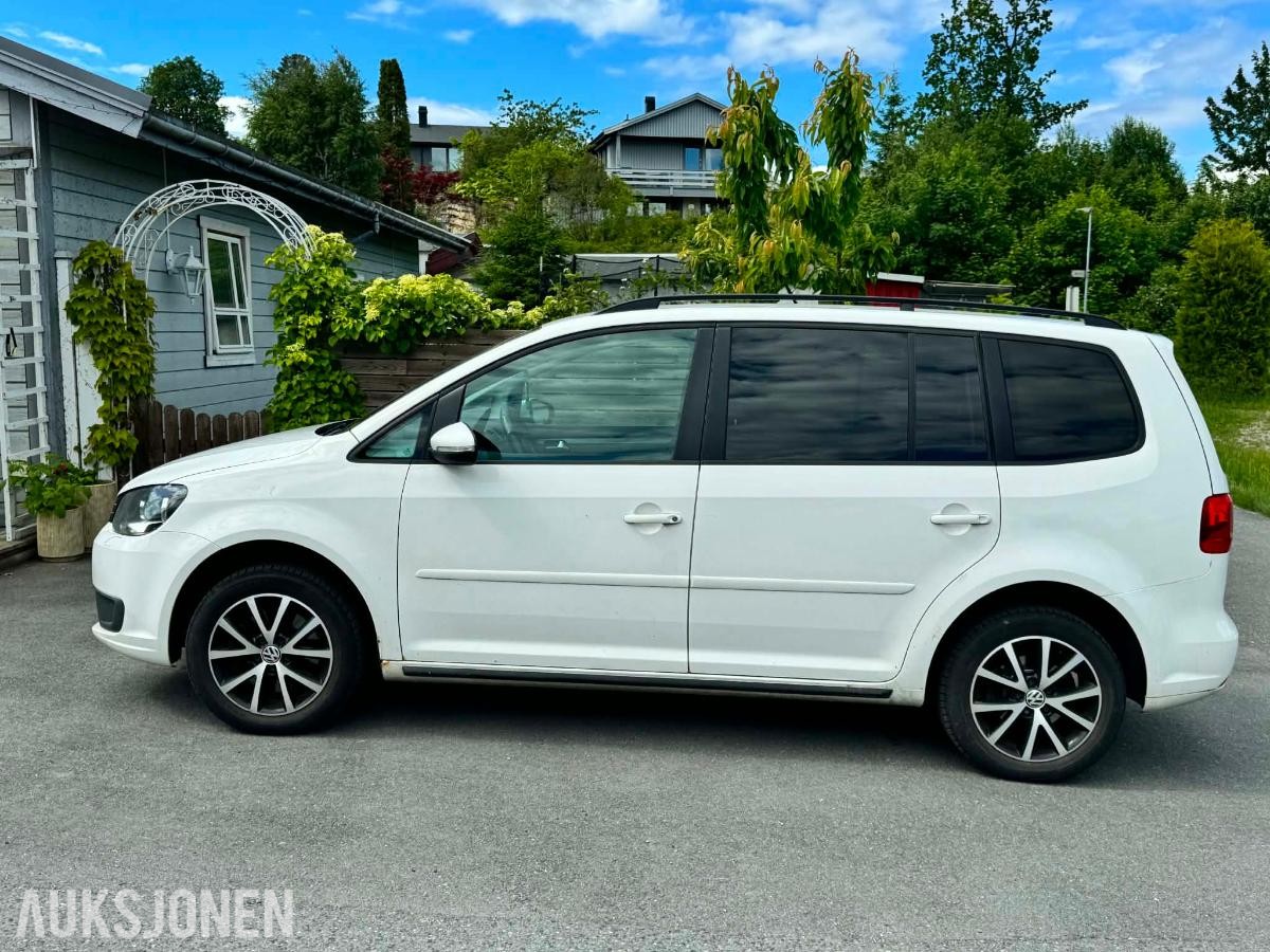 2012 Volkswagen Touran 2.0 Diesel 140hk, Automat, Adaptiv cruisekontroll, Hengerfeste