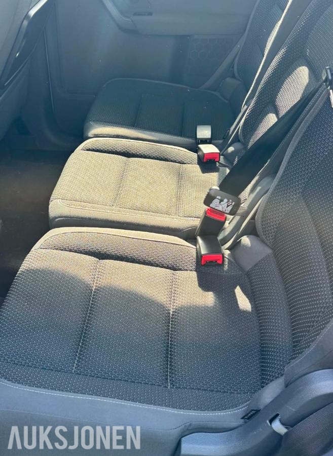 2012 Volkswagen Touran 2.0 Diesel 140hk, Automat, Adaptiv cruisekontroll, Hengerfeste