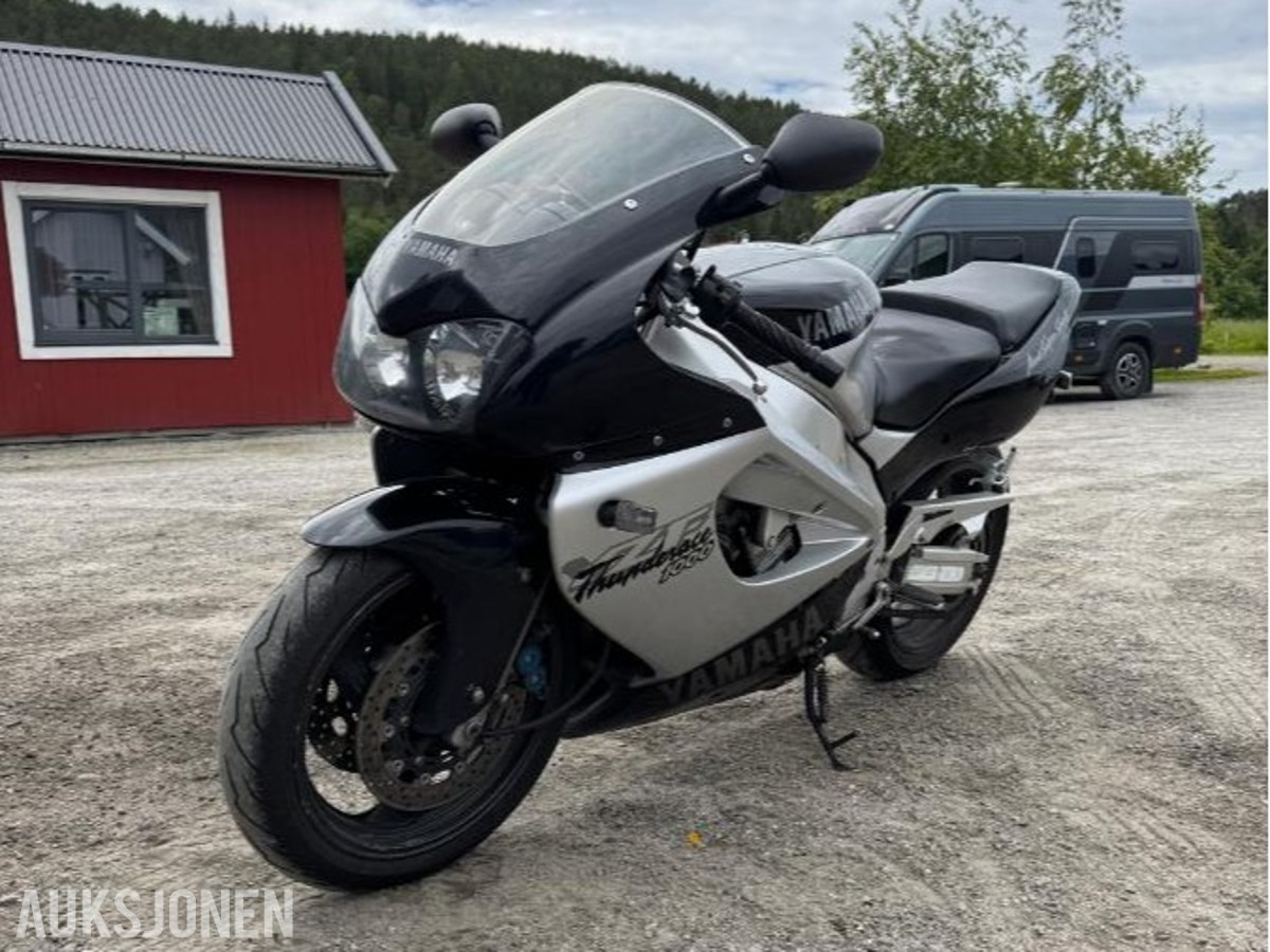 2000 Yamaha YZF 1000R