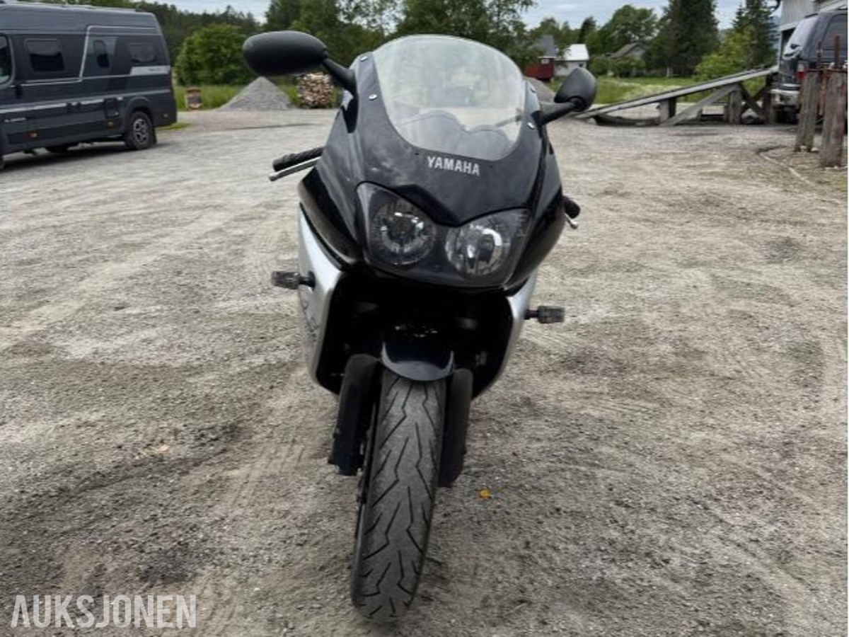 2000 Yamaha YZF 1000R