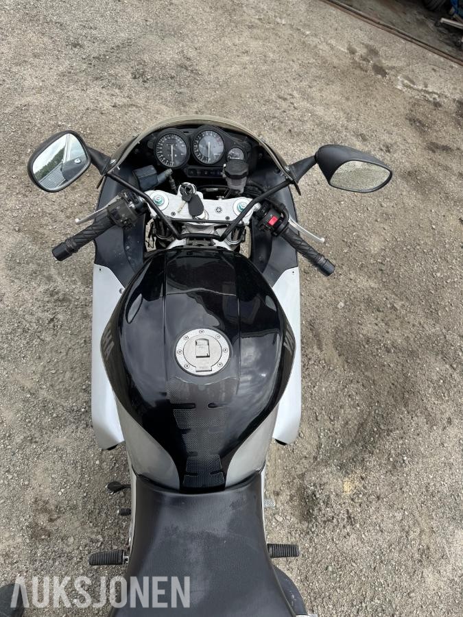 2000 Yamaha YZF 1000R