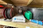 Parti med diverse verksted- og byggeutstyr