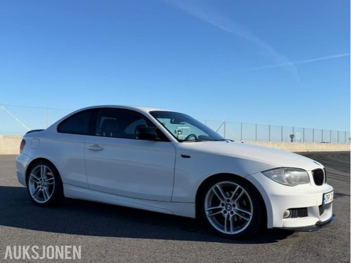 2009 BMW 1-serie 118d coupe manuell EU OK til 02.2028