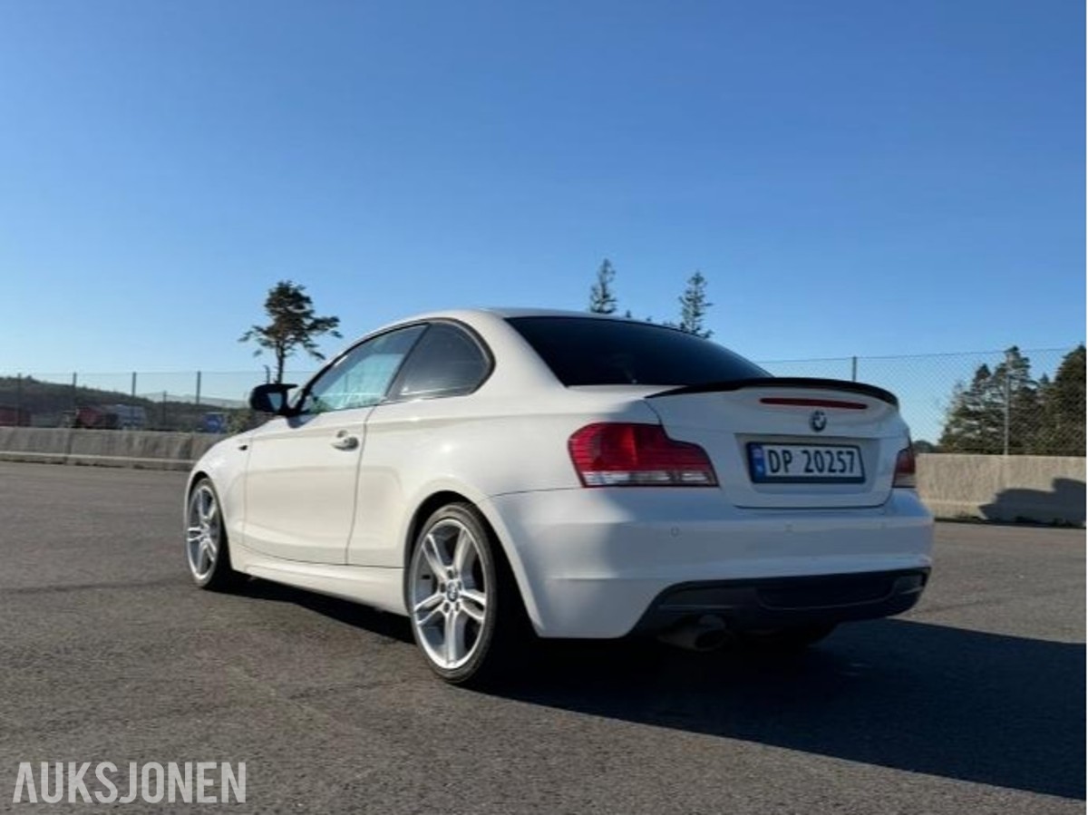 2009 BMW 1-serie 118d coupe manuell EU OK til 02.2028
