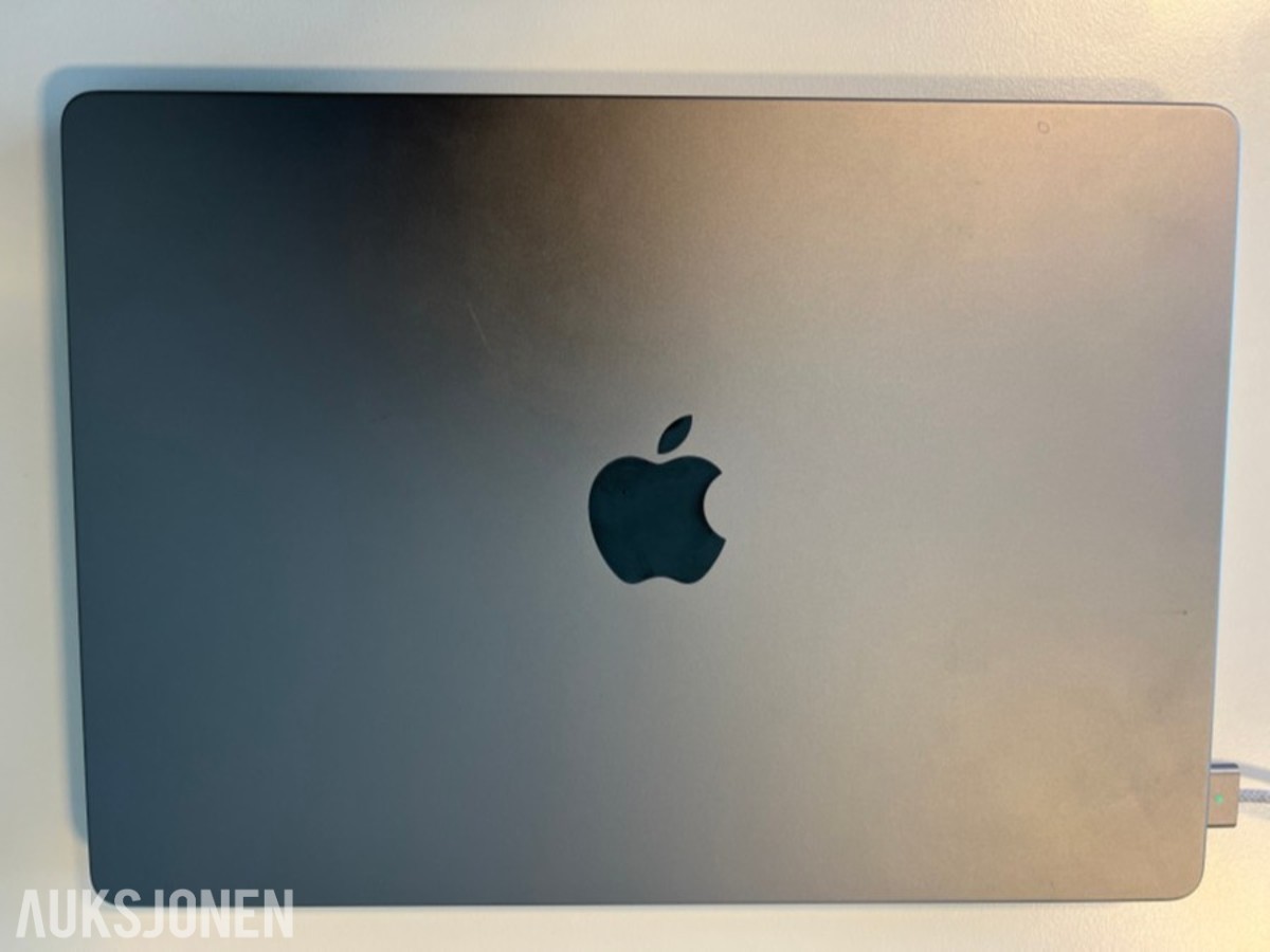 2023 Macbook Pro 14 M3 Pro 16GBM
