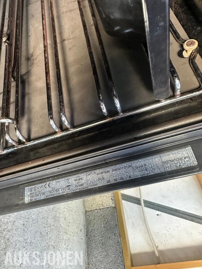 2011 Ilve Milano Range Cooker 100cm Electric/Induction Hob