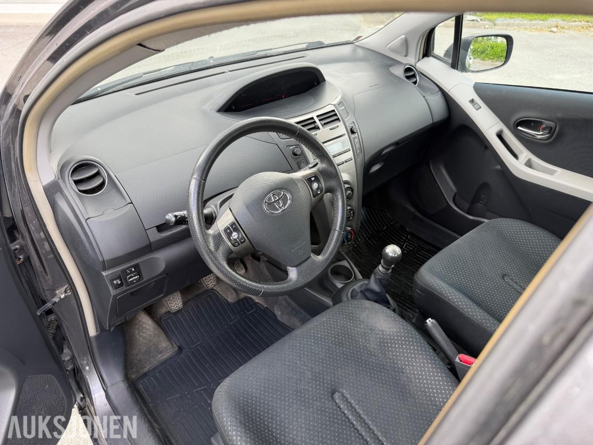 2010 Toyota Yaris 123594km - 96 timers auksjon