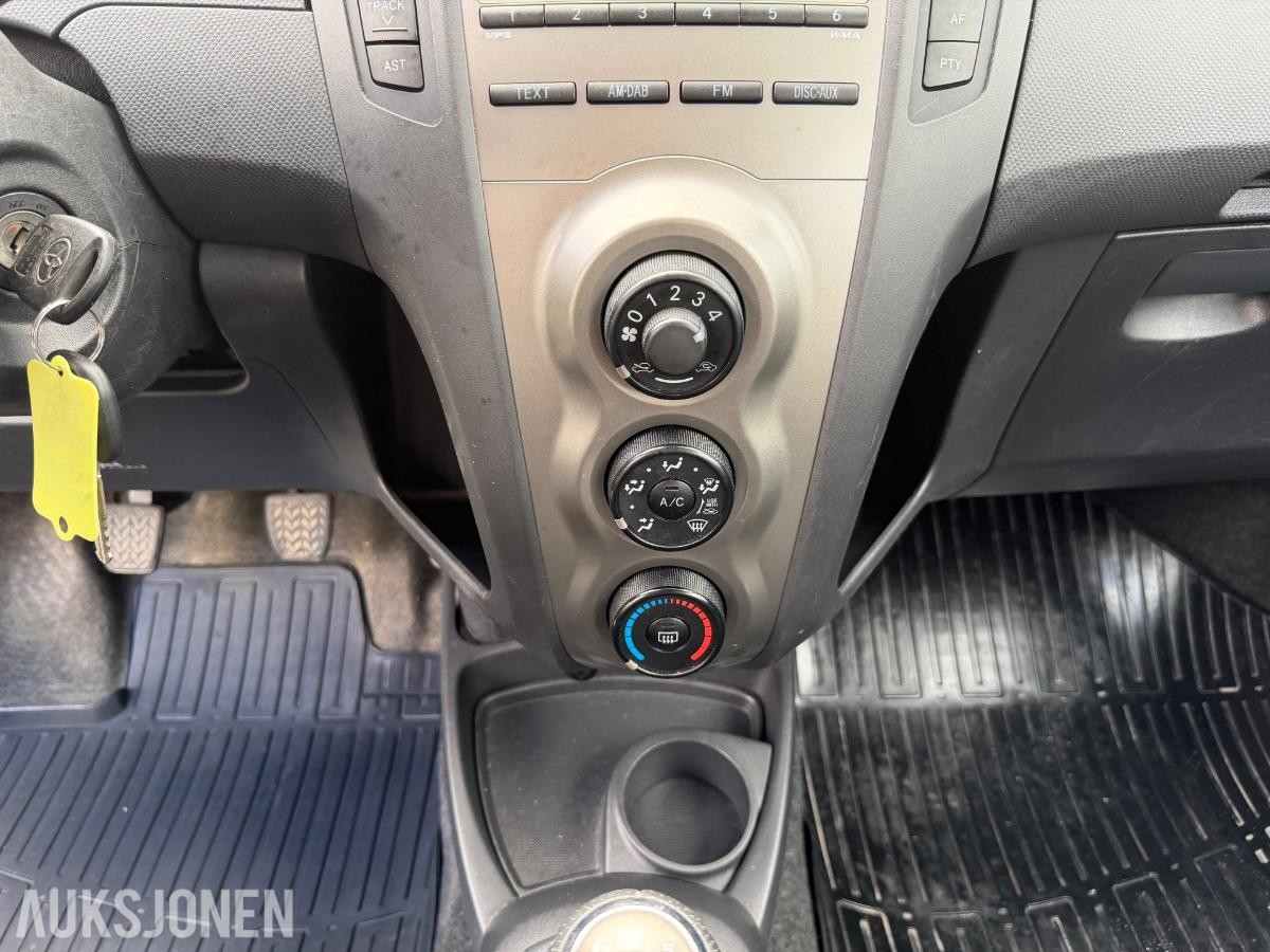 2010 Toyota Yaris 123594km - 96 timers auksjon