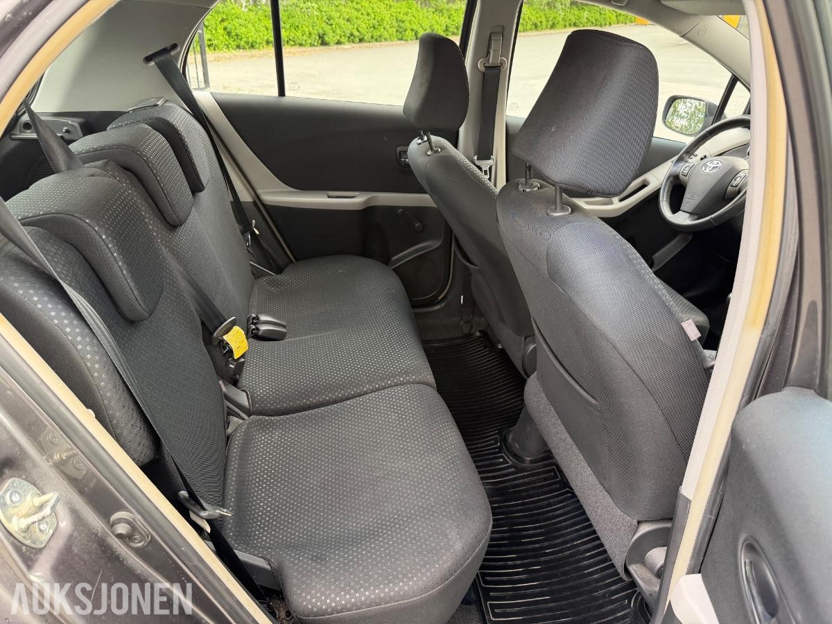 2010 Toyota Yaris 123594km - 96 timers auksjon
