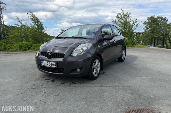 2010 Toyota Yaris 123594km - 96 timers auksjon